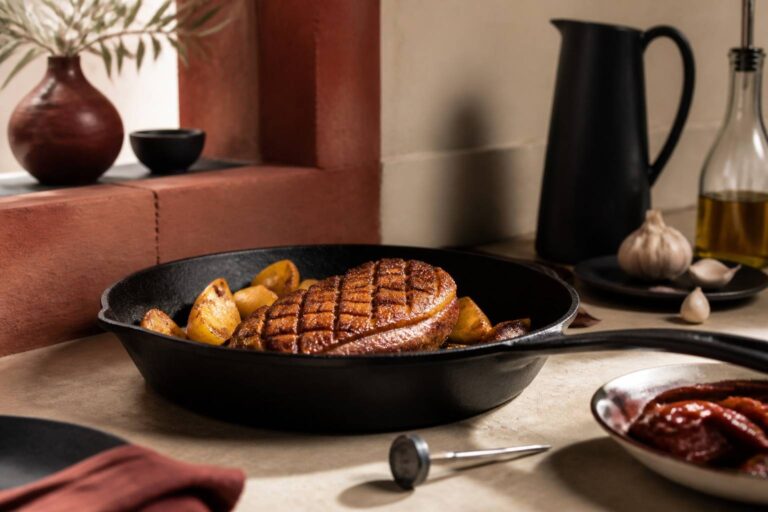 Cuisson magret de canard : poêle, four et temps de repos